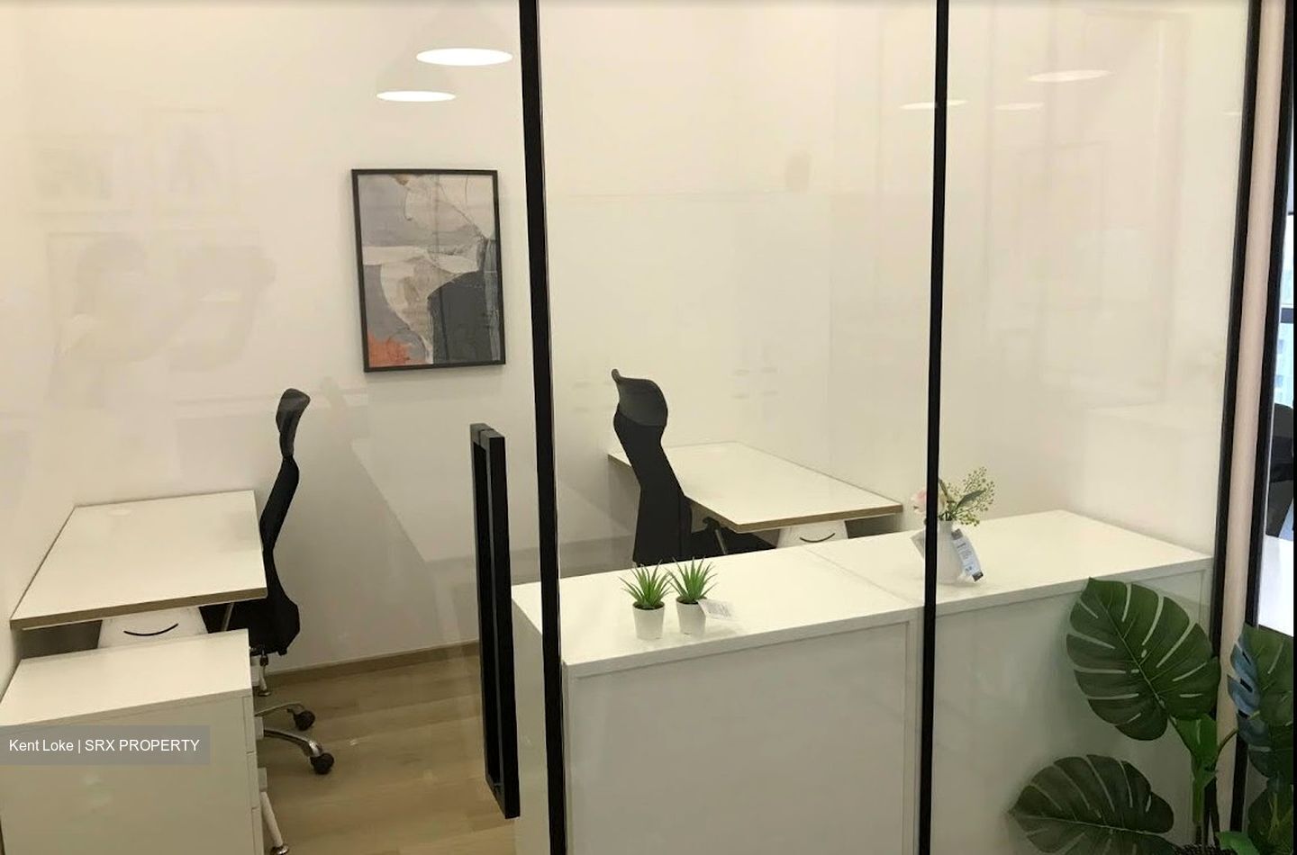 Centrium Square (D8), Office #558787961
